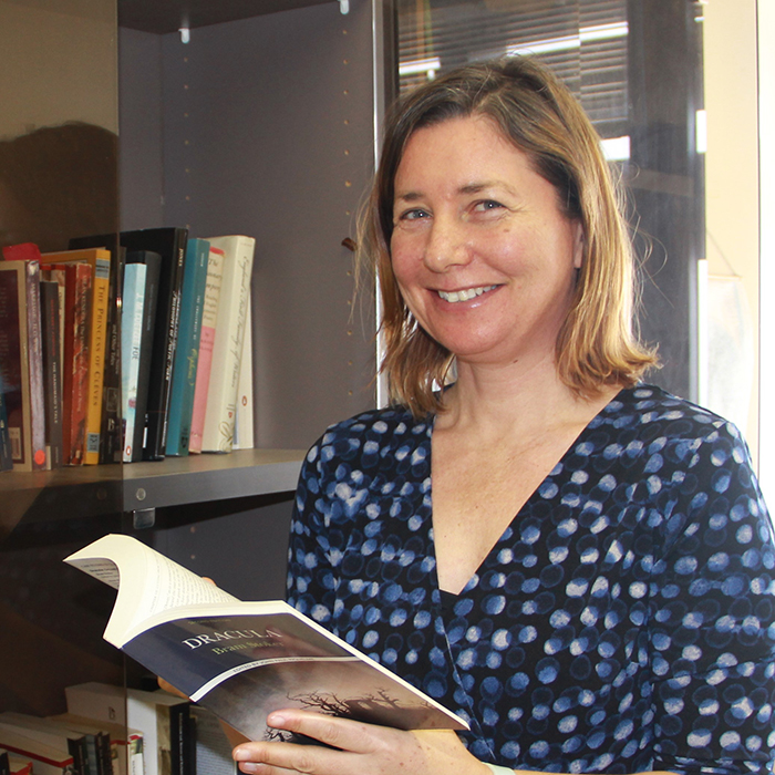 Read more about the article Dr. Zoe Beenstock